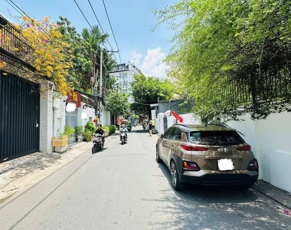 Nhà CHDV Đường Trần Bình Trọng Quận Bình Thạnh Phường 5 Cũ.