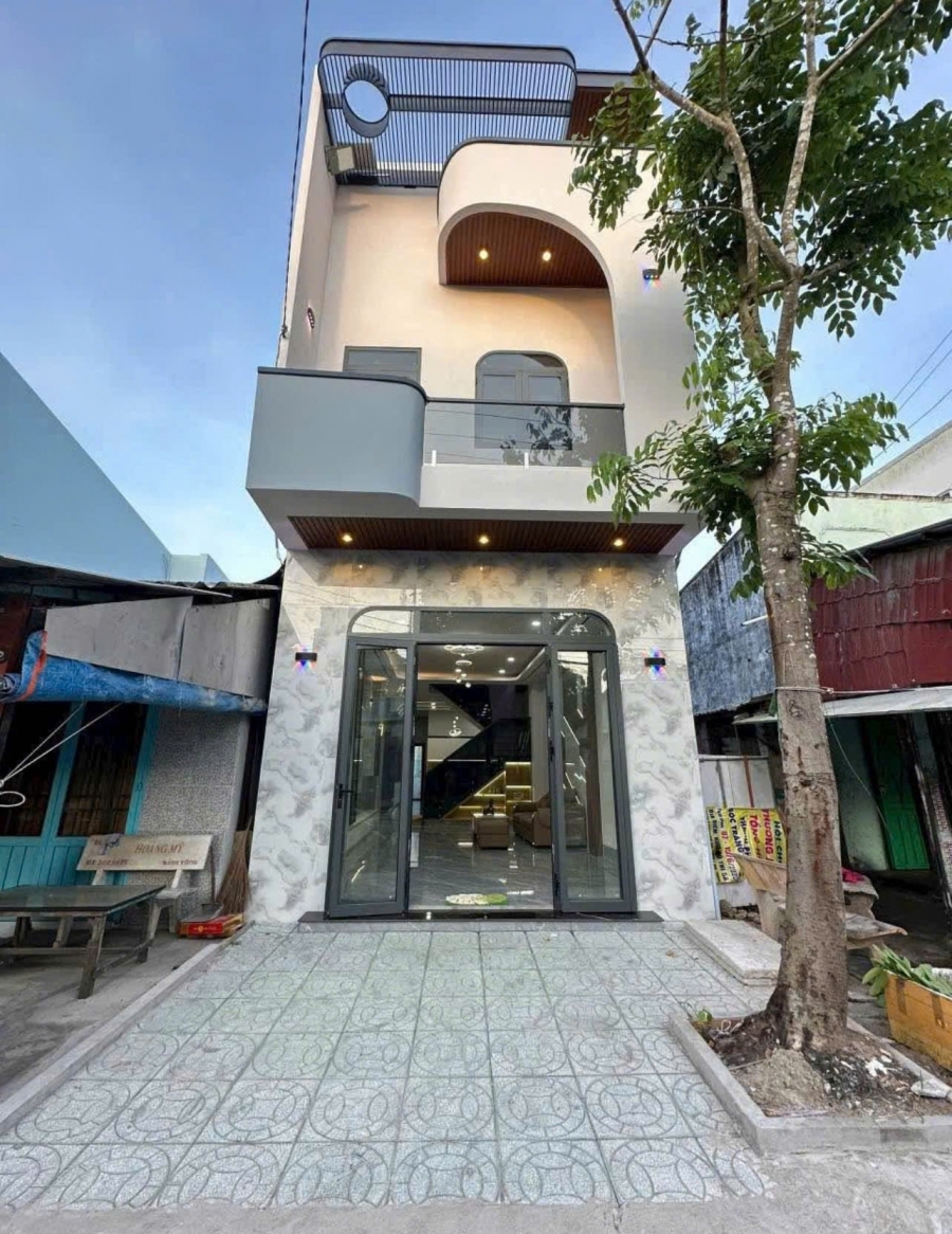 NHÀ CHÍNH CHỦ - GIÁ TỐT - Vị Trí Đẹp Tại Đường 30/4 Phường 3 TP Sóc Trăng Cũ