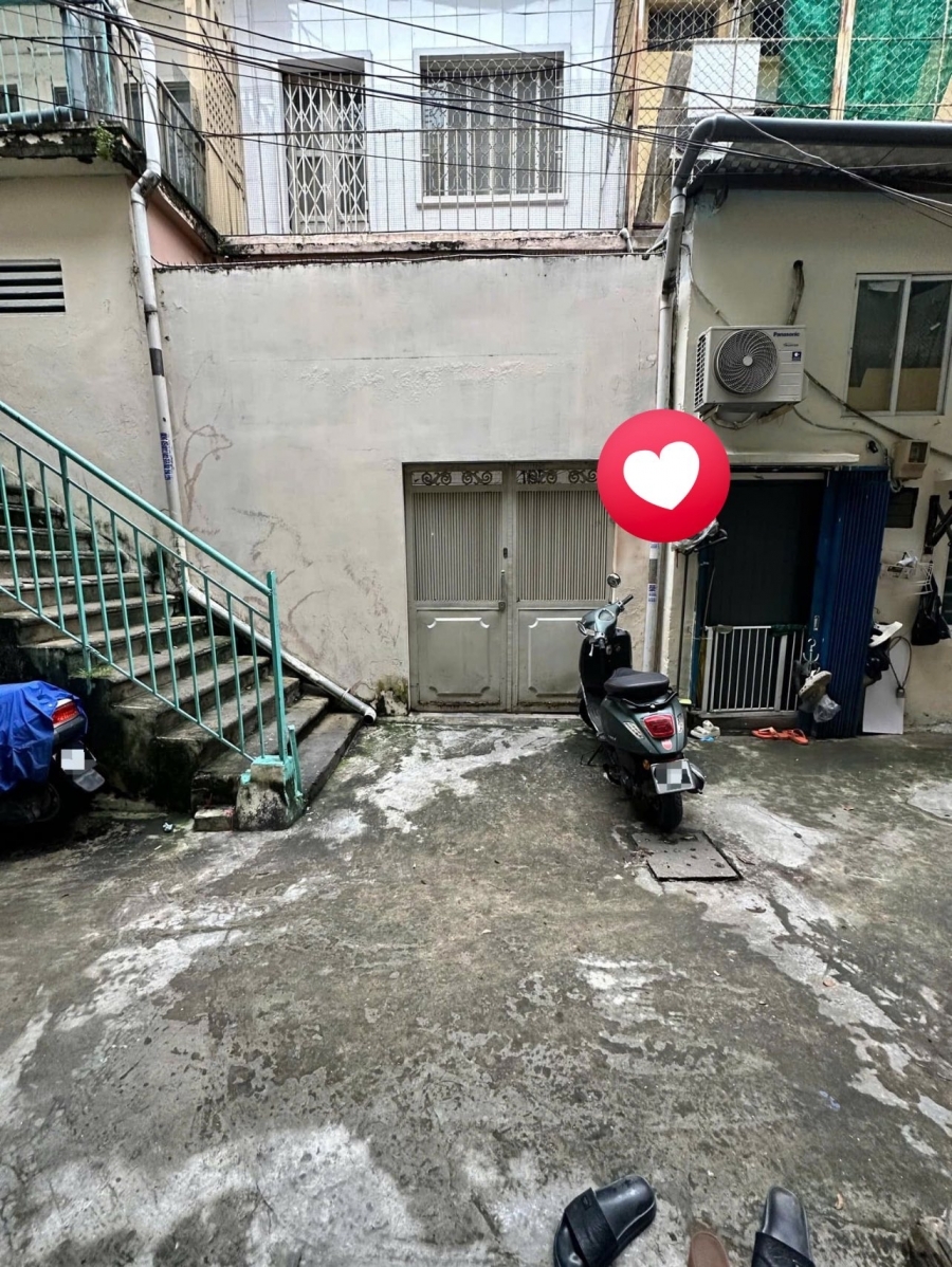 Nhà Chủ cần bán. Đường Nguyễn Trãi P.14 cũ ( P.Chợ Lớn ) Q.5 cũ ( Tp.HCM .Đầu Tư KD Lợi Nhuận Có