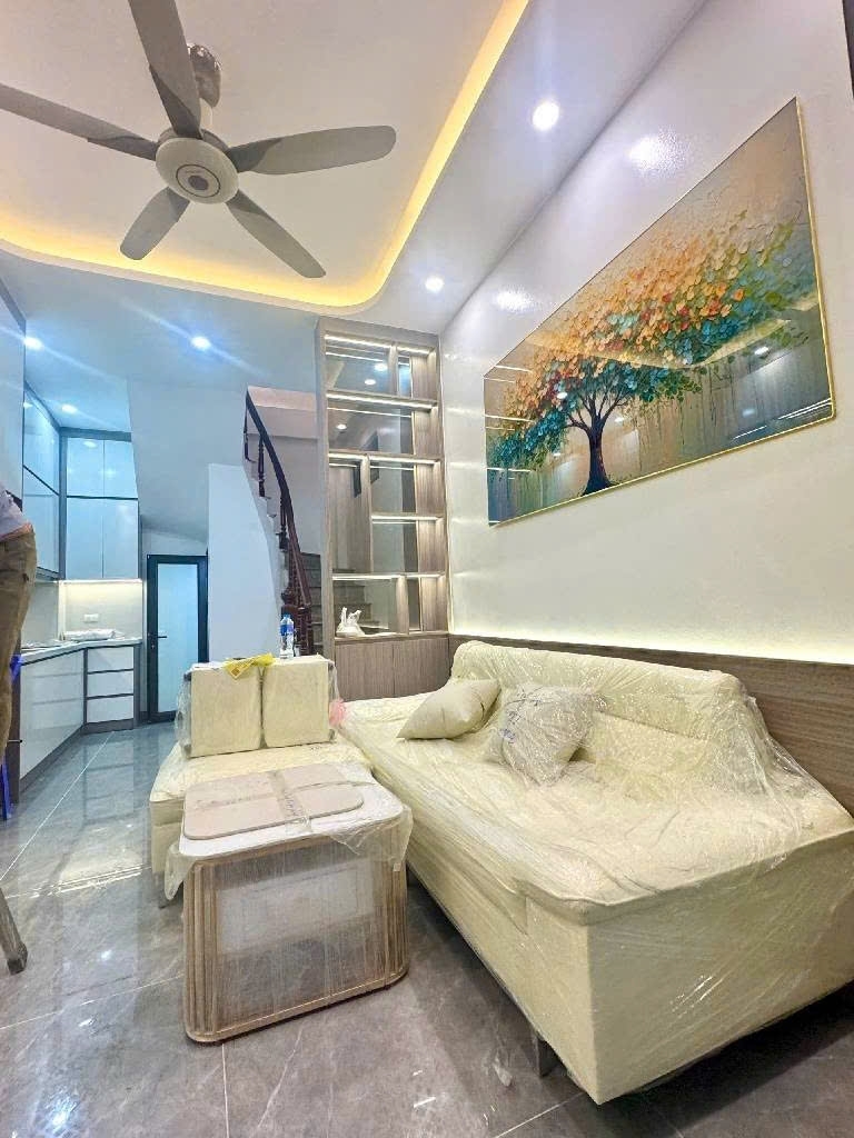 NHÀ ĐẸP CHÍNH CHỦ - GIÁ TỐT - Vị Trí Đẹp Tại Giải Phóng - Hoàng Liệt - Hoàng Mai