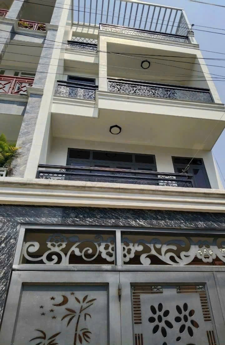 NHÀ ĐẸP KDC HIỆP THÀNH CITY Q12 1 TRỆT 3 LẦU – ĐƯỜNG 10M CÓ VỈA HÈ – GIÁ CHỈ 9.45 TỶ TL!