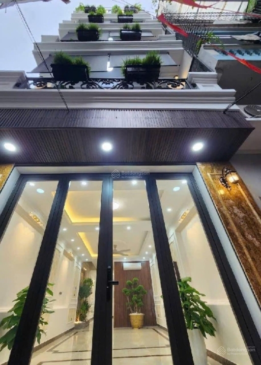 NHÀ ĐẸP MỚI KOONG VỪA Ở VỪA KD - DT 96M2 5 TẦNG KIM MÃ BA ĐÌNH. GIÁ 21 TỶ