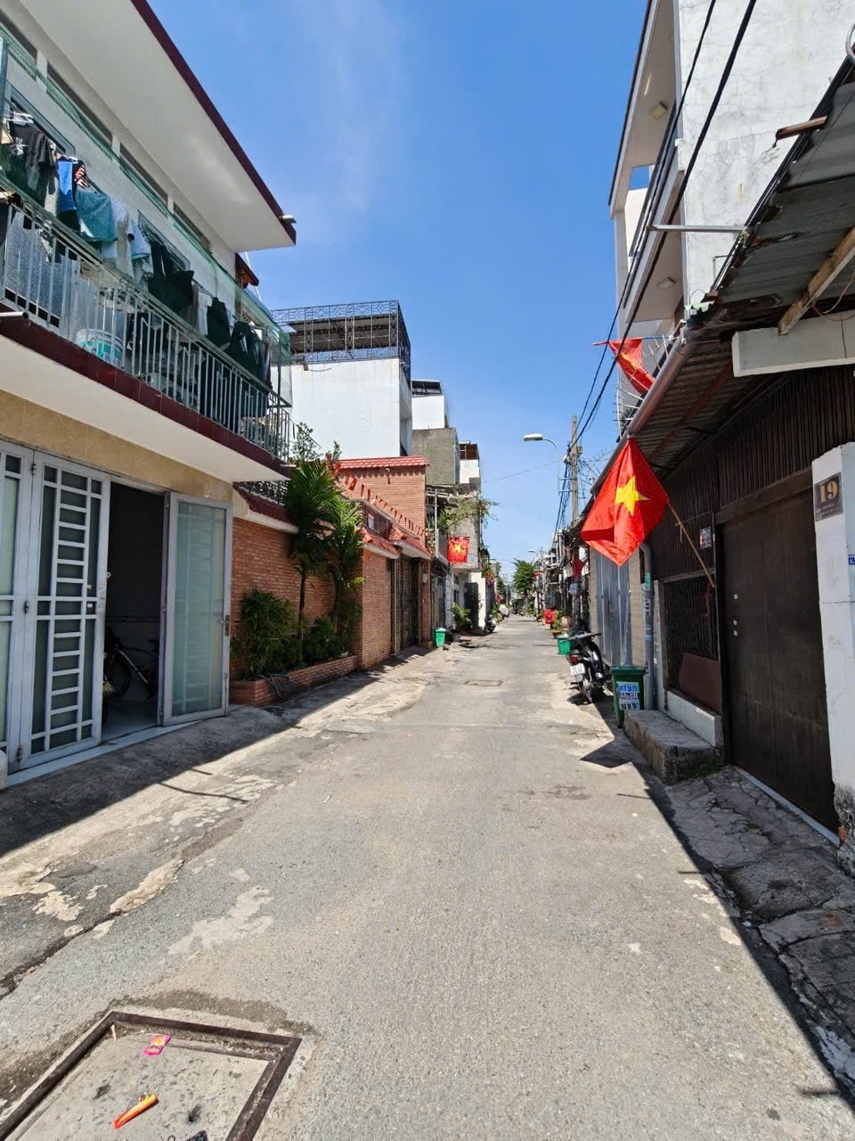 NHÀ ĐẸP MT HẺM 7M THÔNG HÀ ĐẶC TRUNG TÂM TRUNG MỸ TÂY – CHỈ 45 TỶ