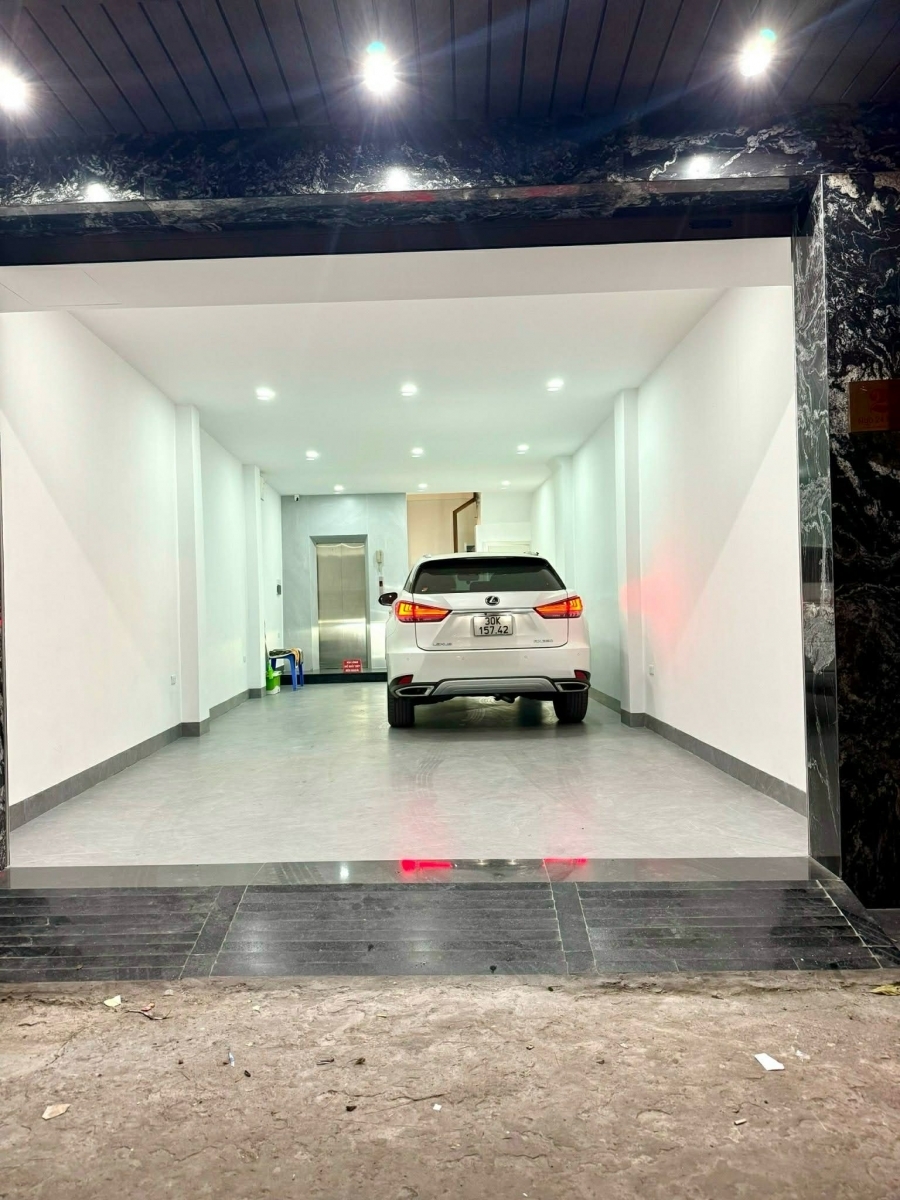 nhà đẹp Ngọc Lâm 60m x 7tầng lô góc thang máy gara ôtô kinh doanh full nội thất