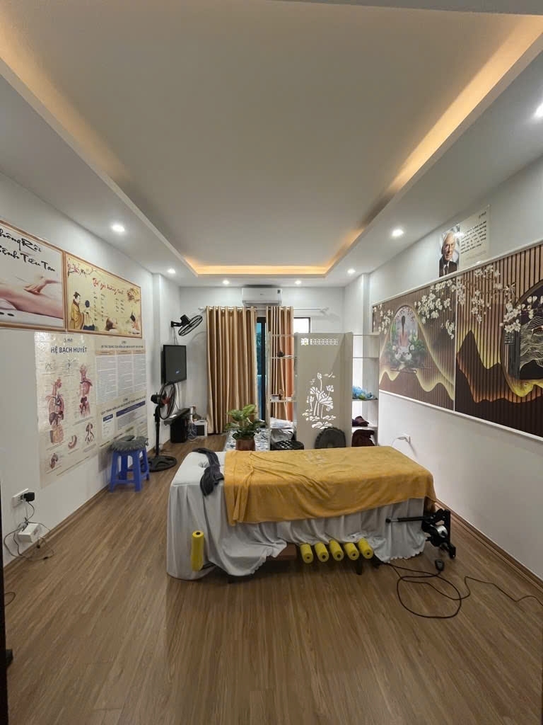 NHÀ ĐẸP THƯỢNG CÁT Ô TÔ ĐỖ CỬA CẠNH CHỢ PHÒNG KHÁM 30 M2 GIÁ 62 TỶ.