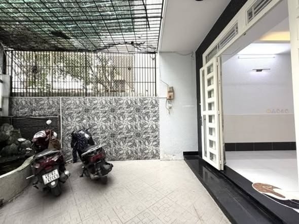 Nhà Đường Hoàng Hoa Thám Quận Phú Nhuận Phường 5 Cũ.