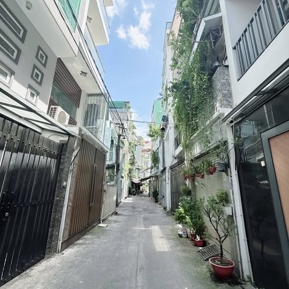 Nhà Đường Nguyễn Đình Chiểu Phường 4 Quận 3 Cũ.