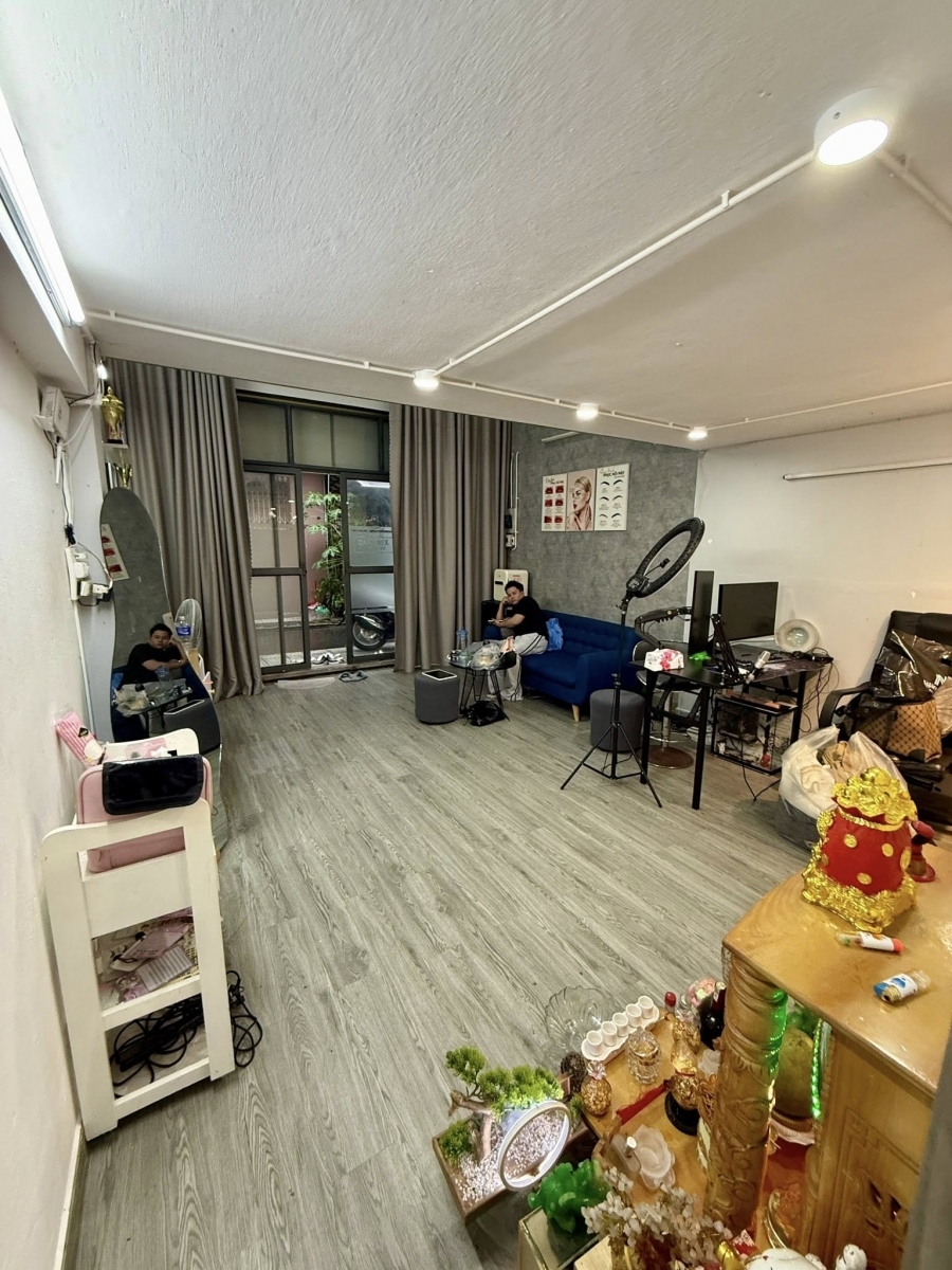 ♣ Nhà đường nhựa có lề sát Nguyễn Văn Linh Ô tô đậu Kinh doanh tốt nhỉnh 6 tỷ