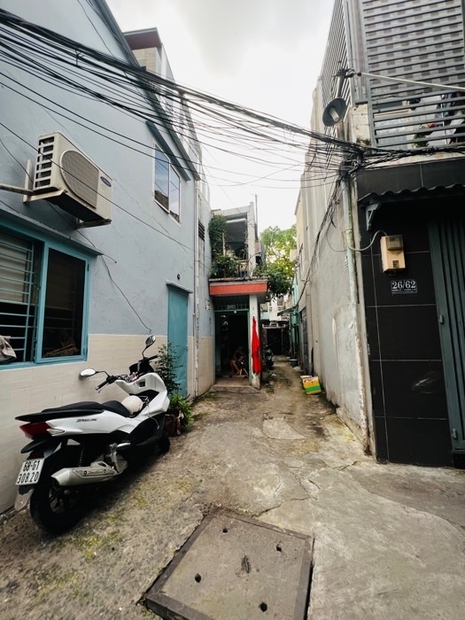 Nhà giá rẻ Quận 10 Nguyễn Duy Dương trệt lầu sổ hồng công nhận 274m2