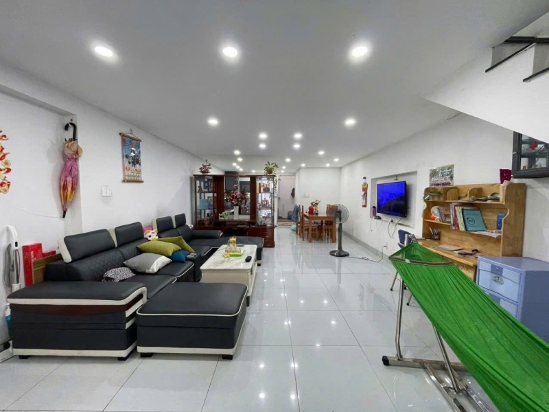 Nhà Giá Rẻ Quận 2-85M2-3Tầng-Gần Chợ-HXH-An Ninh-Chủ Giảm 200Triệu-Còn 73Tỷ