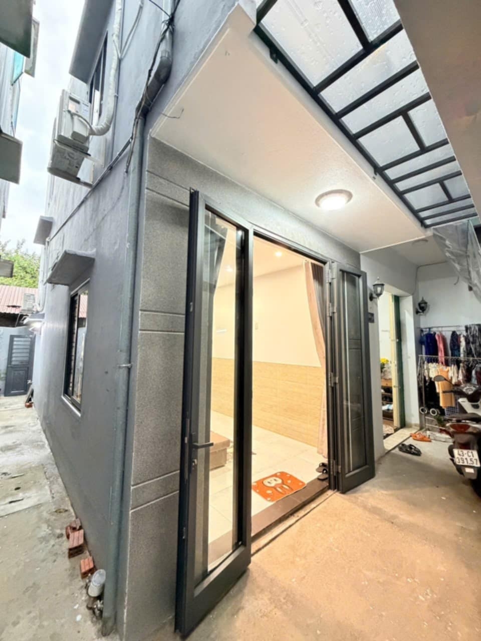 ♪ Nhà Góc kiệt 10m Ô tô đậu 50m ra Trần Cao Vân 3 tầng đúc nhỉnh 3 tỷ