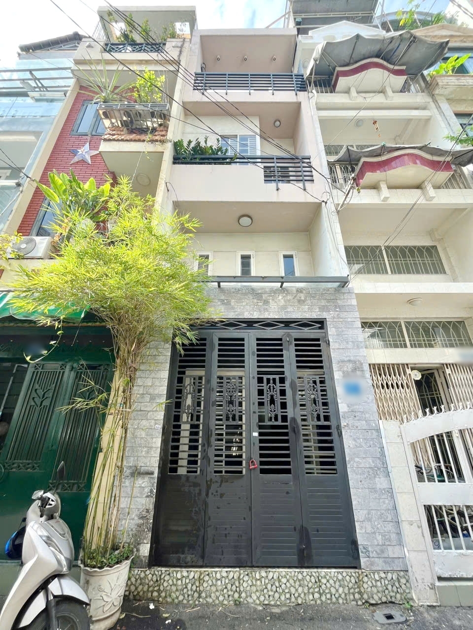 Nhà HXH 391 Trần Hưng Đạo - P.Cầu Kho - Q1