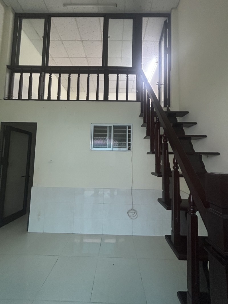 ♥ Nhà Kiệt gần DownTown Quảng Trường 42m2 mê lửng 3.xx tỷ