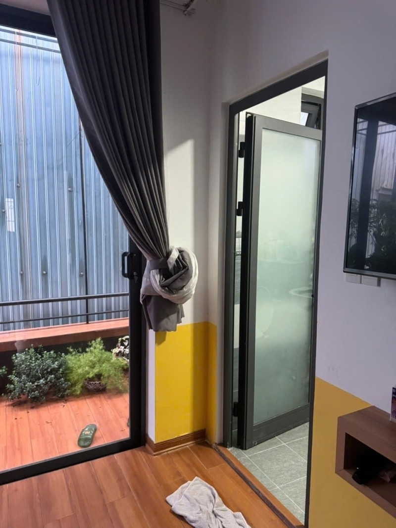 ► Nhà Kiệt gần MT Nguyễn Văn Linh 48m2 ngang 6m 2 tầng 4.x tỷ