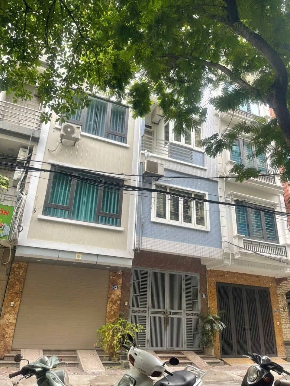 Nhà mặt Phố Vương Thừa Vũ-52m*5 tầng*5mMT- Kinh doanh sầm uất. Giá 235tỷ