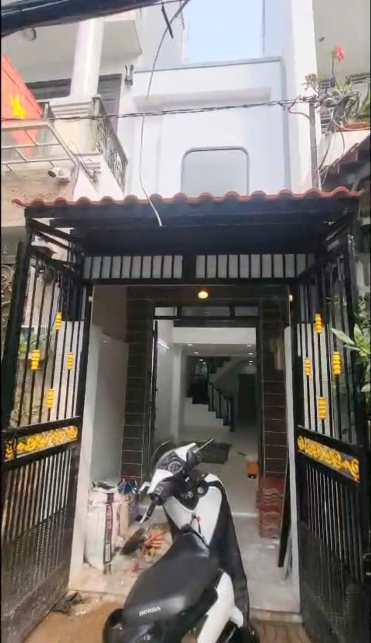 Nhà Mặt Tiền đường Số 17 P4-Q8 Giá : 498 Tỉ (TL)