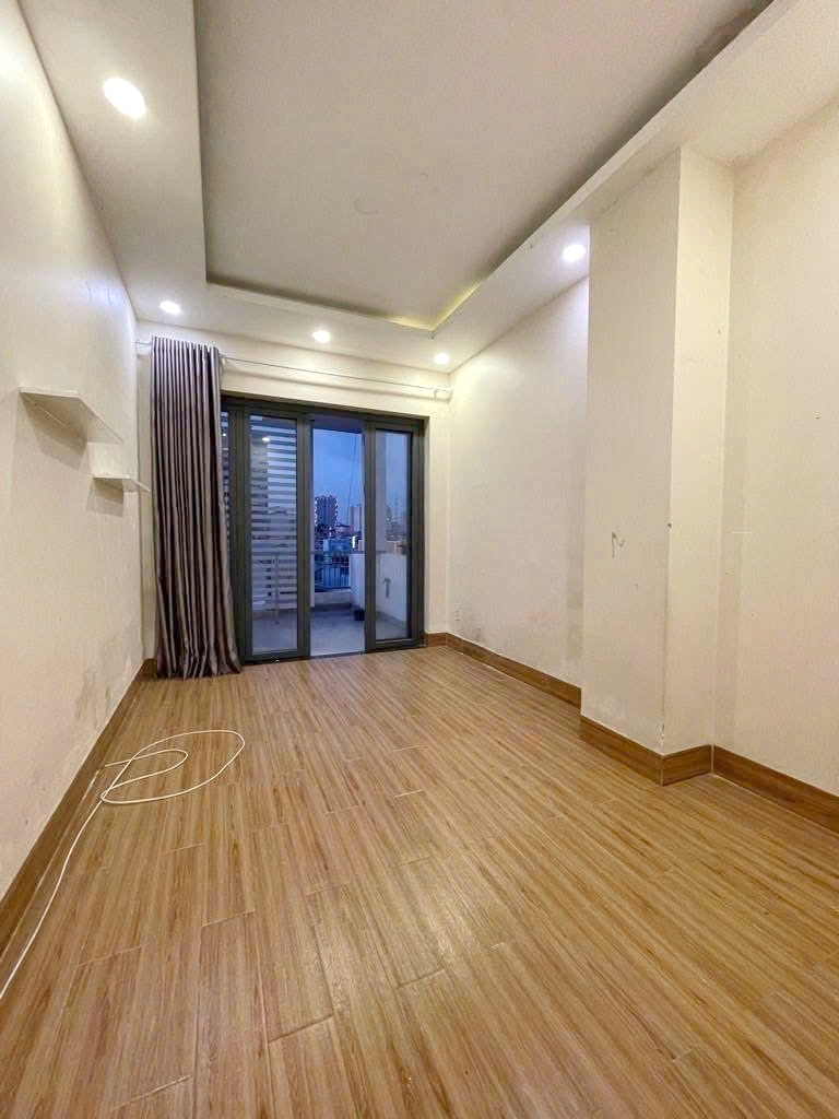 Nhà mặt tiền Hưng Phú P8Q8 chỉ 2p qua Q5 Quận 1