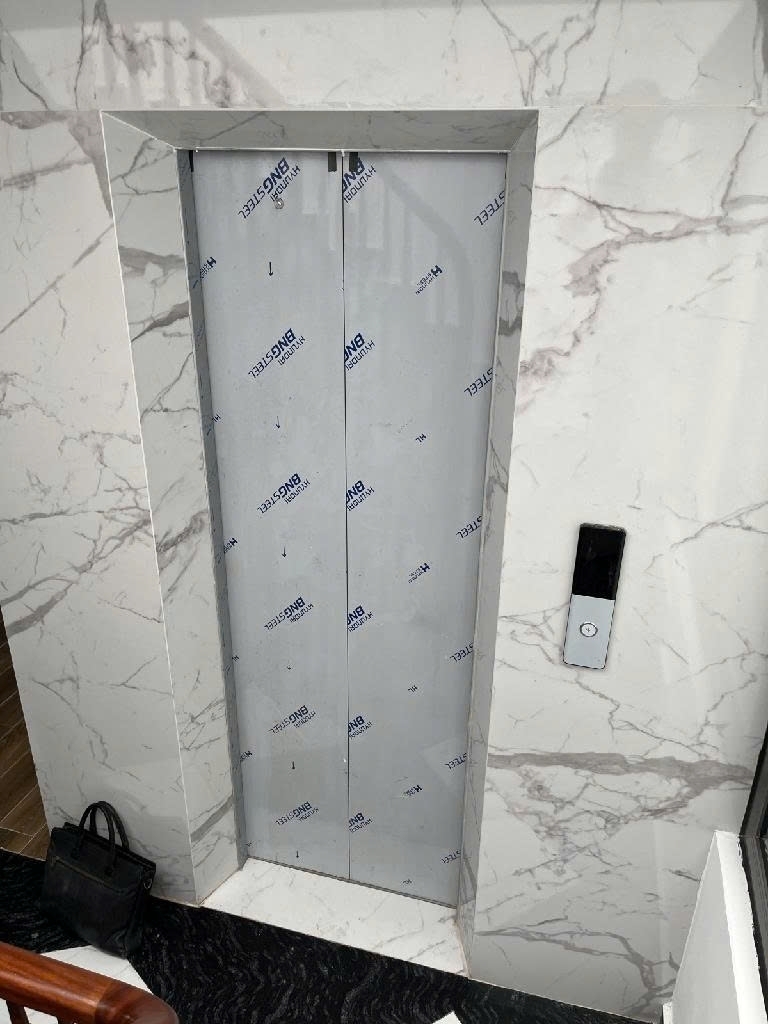 Nhà mình cho thuê nhà mới căn góc Mai Hắc Đế; vỉa hè 94m2* 5T- 31 Tr