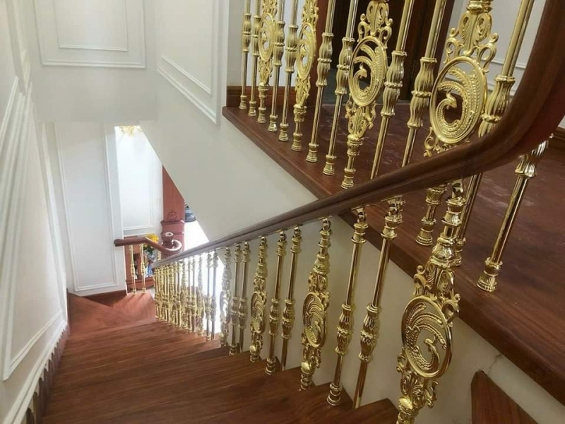 Nhà mình cho thuê nhà mới hai cửa đi Đội Cấn; vỉa hè 96m2* 5T- 29 Tr