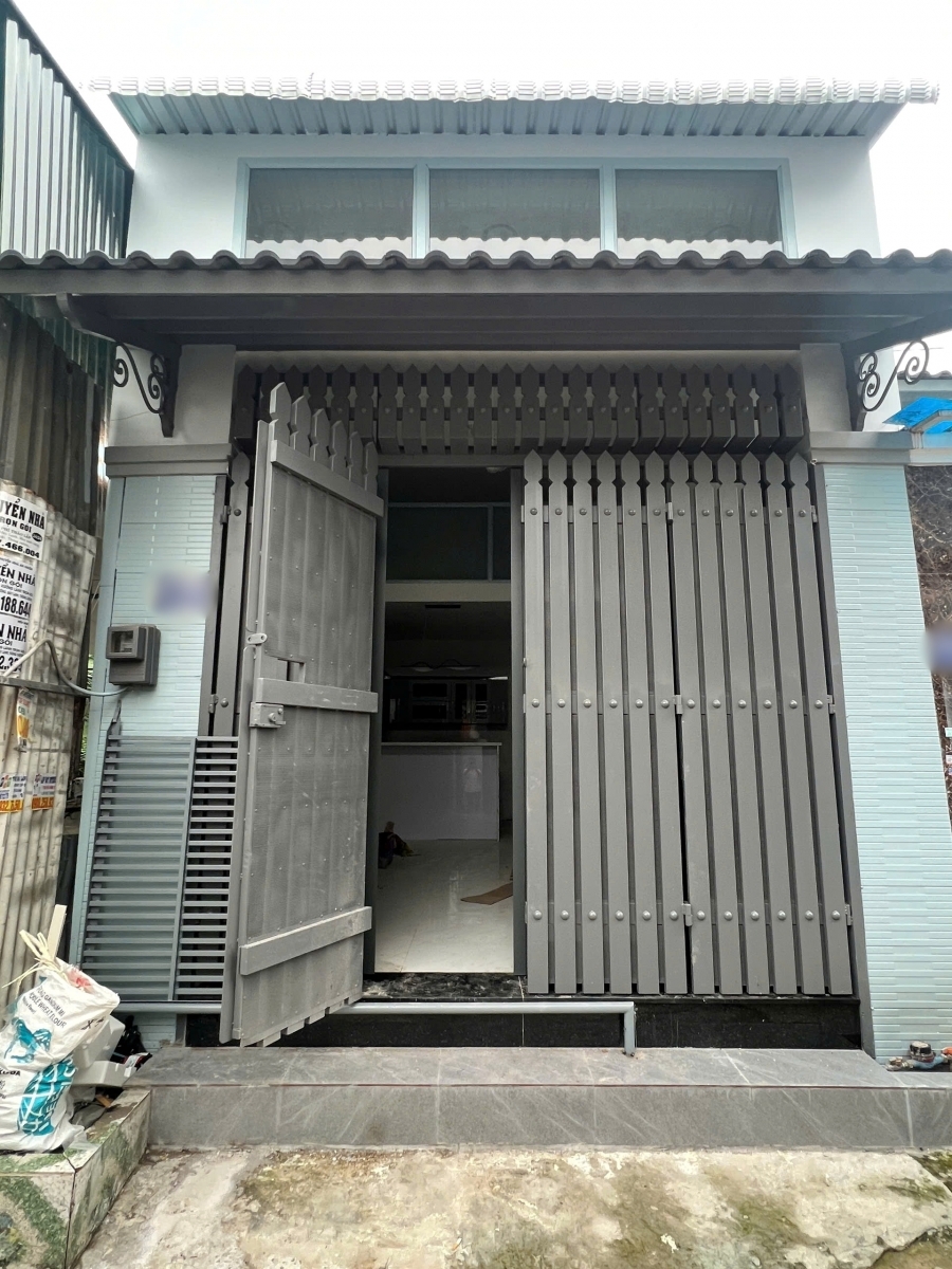 Nhà mới 2 tầng C3 Phạm HùngBình HưngBình Chánh . Giá: 4.2 tỷ