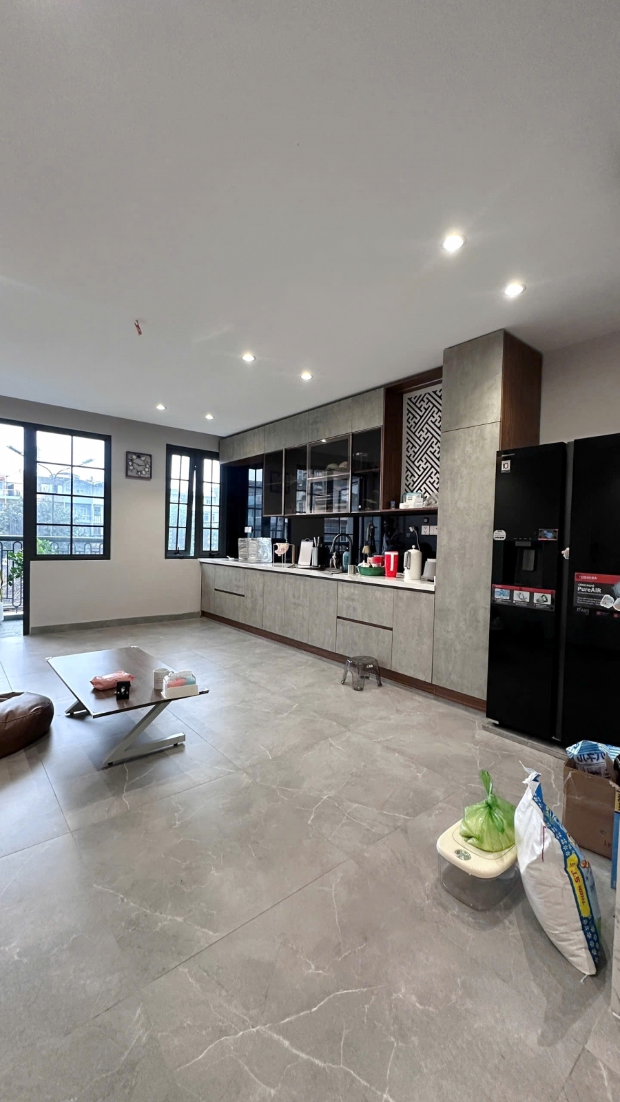 Nhà mới 4 tầng MT Bình Đăng P6Q8 thang máy 450kg