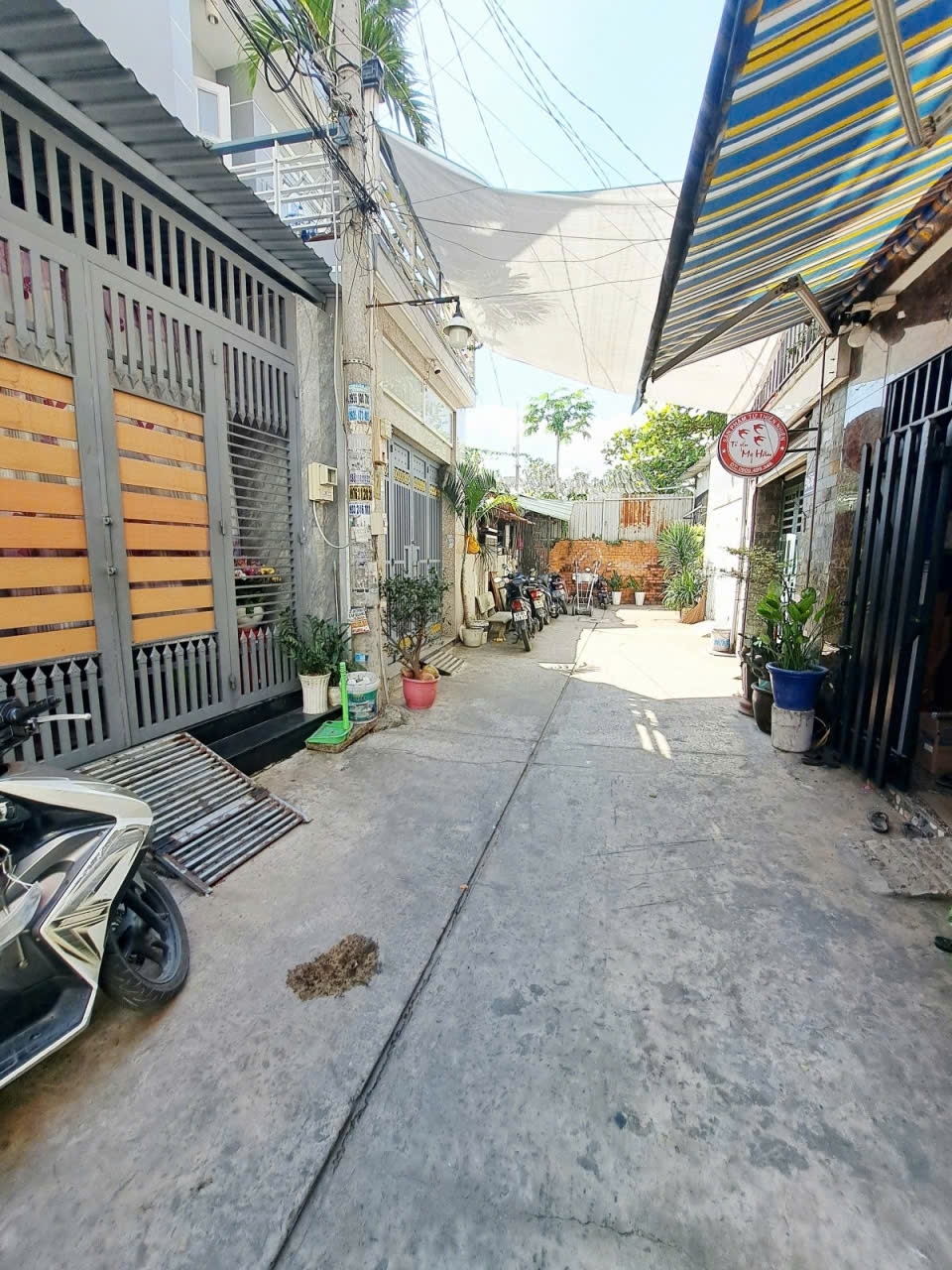 Nhà mới đón tết Đ số 2 gần chợ Phạm Đăng Giảng BHH hẻm xe hơi tới cửa 56m2 2 Tầng-4 tỷ