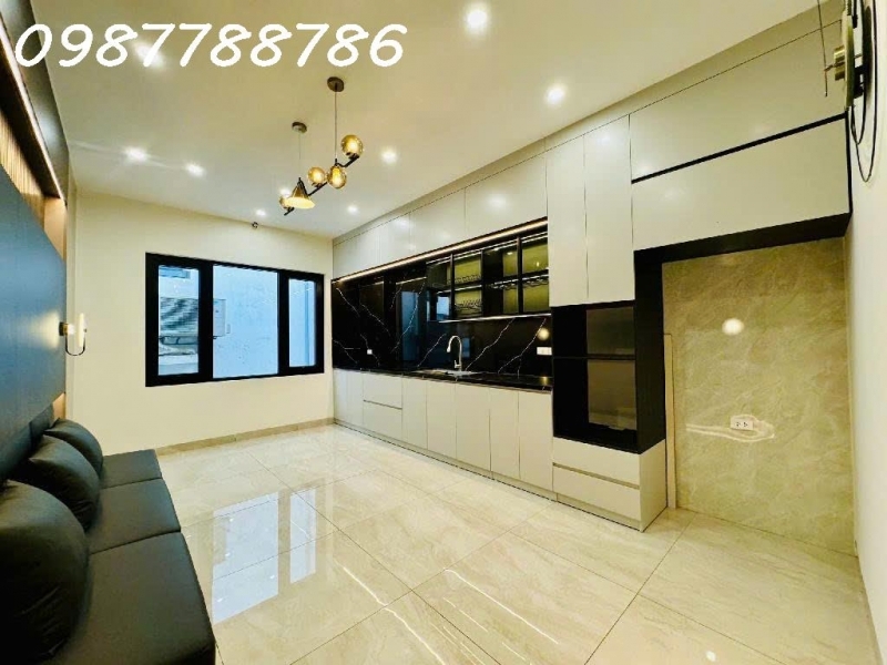 NHÀ MỚI ĐÓN TẾT - ĐỐNG ĐA - MẶT PHỐ MẶT NGÕ PHÍA SAU RA PHỐ HY CƯƠNG - KINH DOANH SẦM UẤT