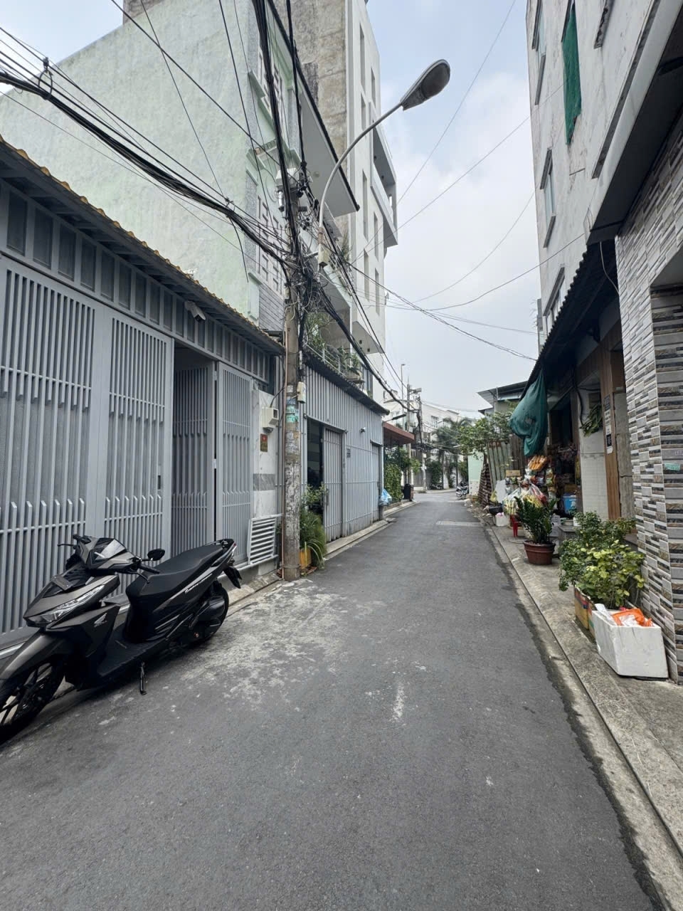 Nhà mới đón tết p Tân Sơn Nhì Tân Phú sát Tân Bình hẻm nhựa 6m 44m22Tầng Nhỉnh 5 tỷ