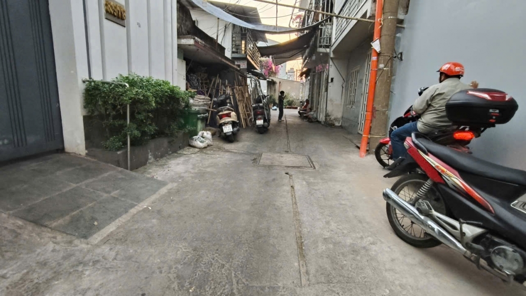 Nhà mới đón tết TKTQ ngay nhà thờ Bình Thuận hẻm 4m sát mặt tiền 44m22 Tầng Nhỉnh 5 tỷ