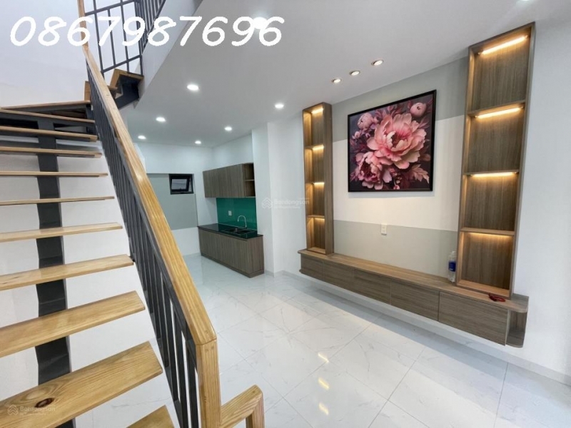 Nhà mới hẻm ô tô Hà Thanh ngay gần chợ Đầm Nha Trang  2phòng ngủ ngay trung tâm chỉ 2 tỷ 950tr