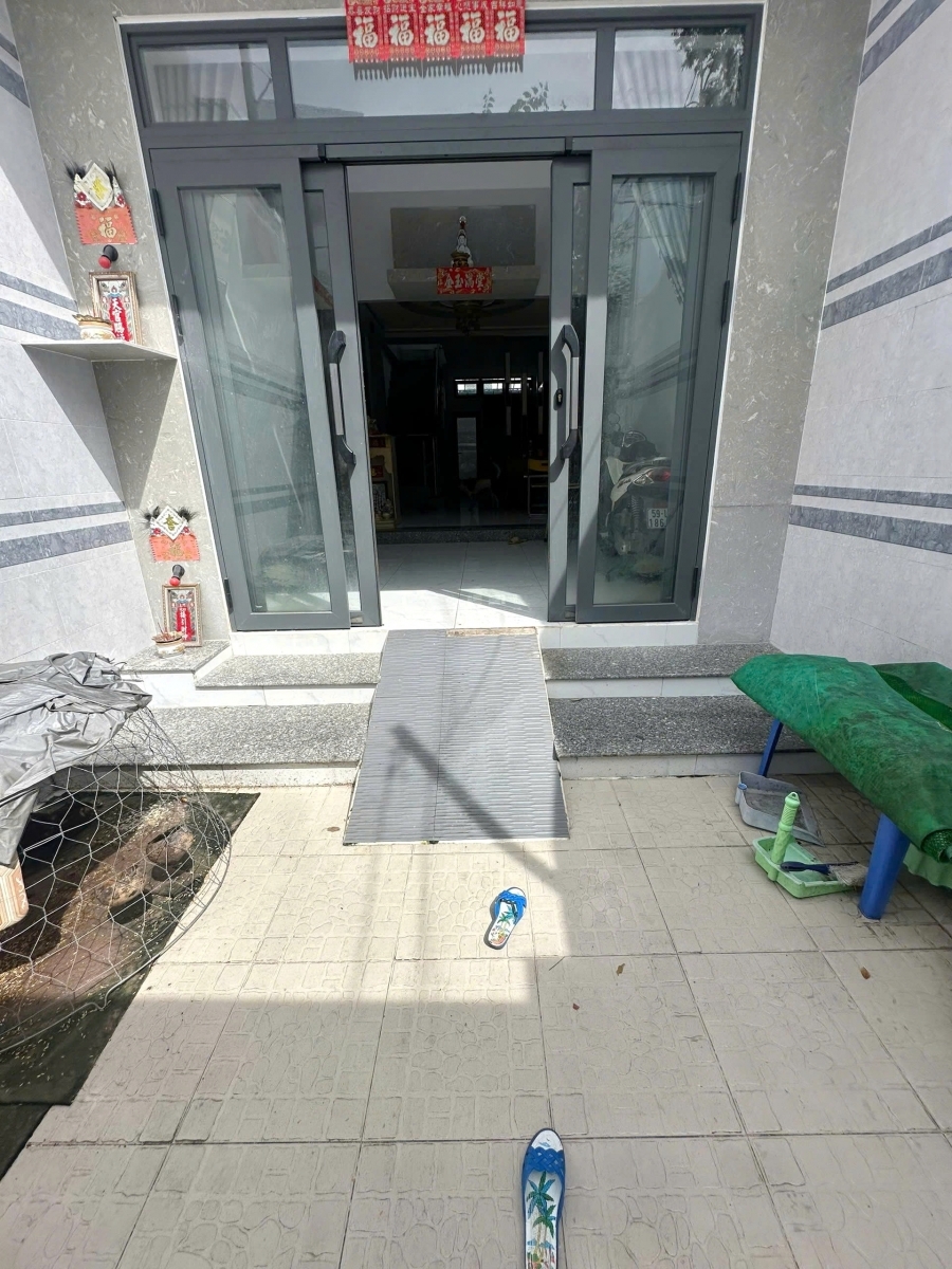 Nhà mới lửng/2lầu/sân thượng cạnh trường Bông Sao P5Q8