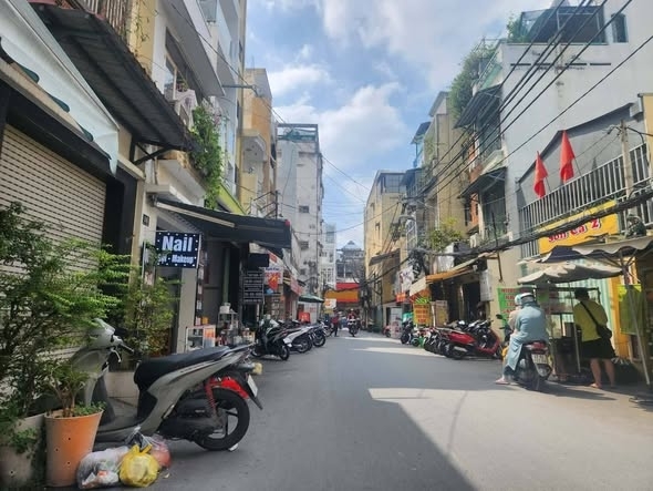 Nhà MT Đường Cô Giang Phường 2 Phú Nhuận Cũ.