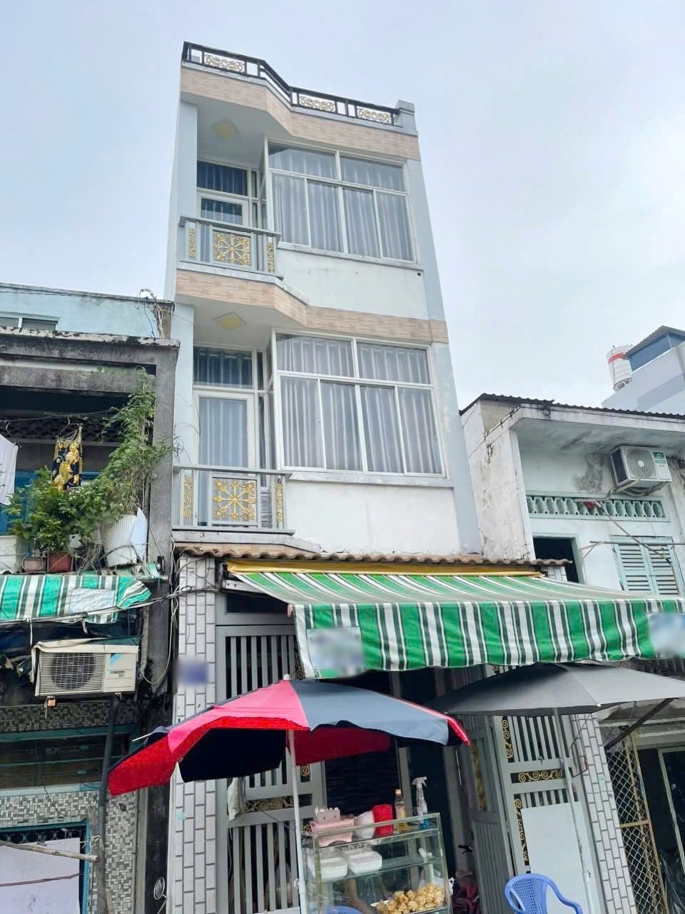 Nhà  MT đường  Ụ Cây P10 Q8 Giá : 4.55 Tỷ (TL)