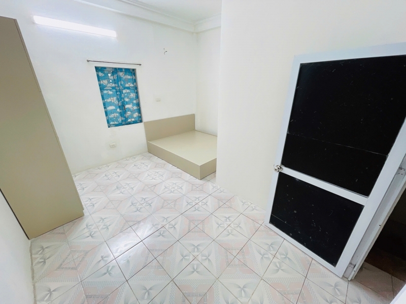 Nhà nguyên mới sửa tại số nhà Ngõ 175 Định Công 30m2 x 3 tầng 3 ngủ 10 Triệu