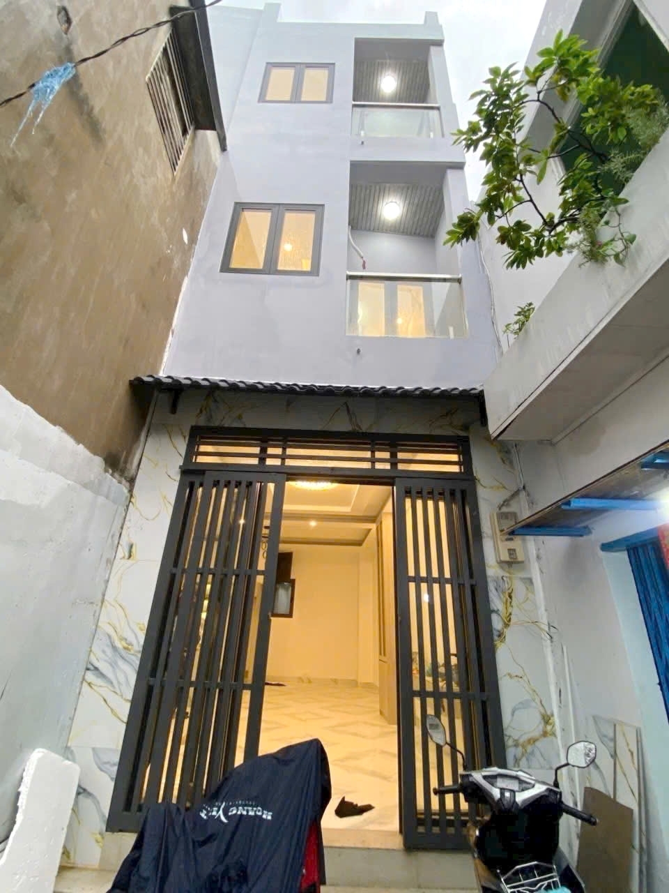 Nhà nở hậu 6m Mạc Vân P13Q8 (P.Chánh Hưng) ko lộ giới