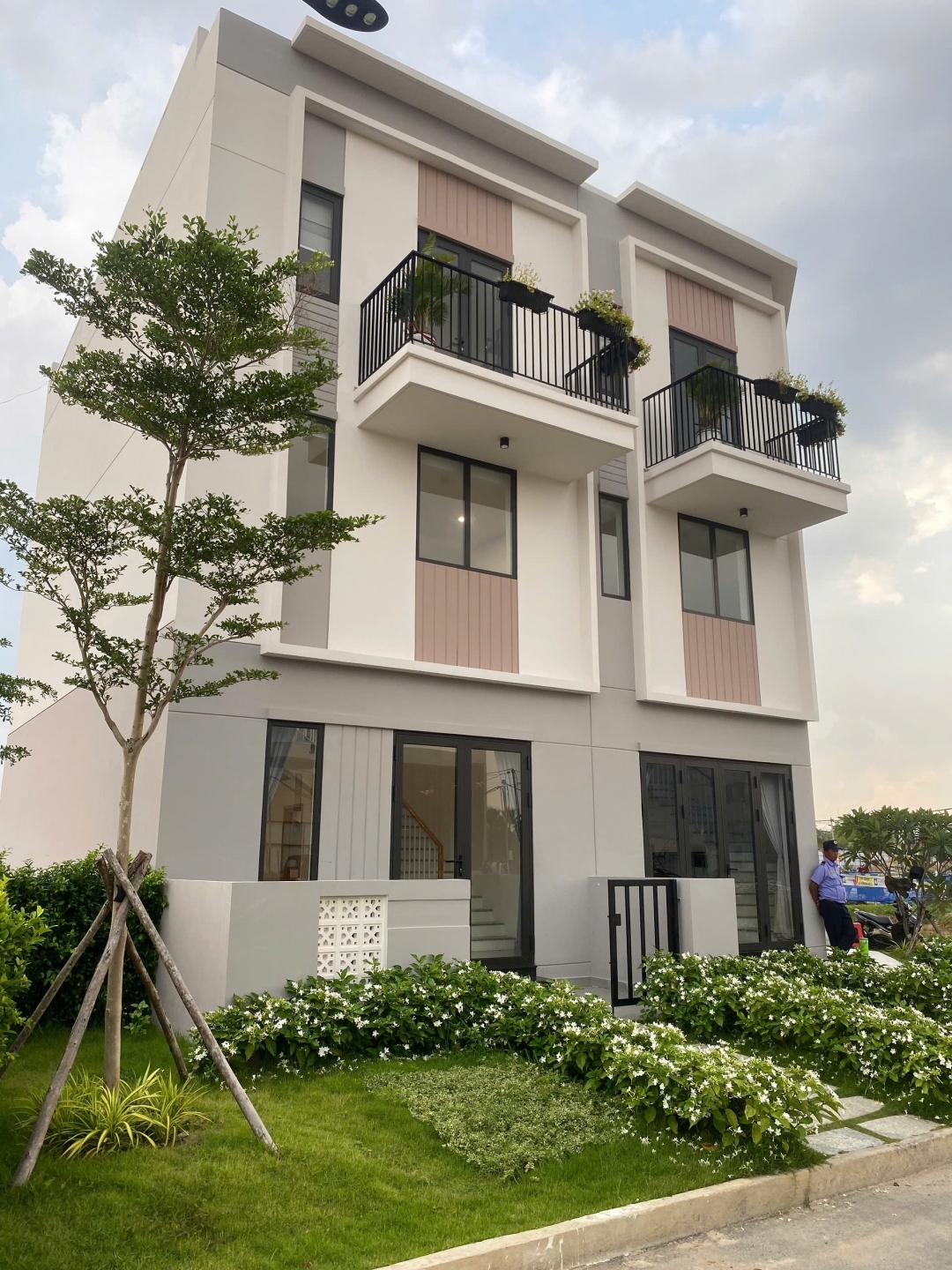 Nhà Ở Xã Hội K-Home New City Thiết Kế 1 Trệt 1 Lửng 1 Lầu Thổ Cư 100%