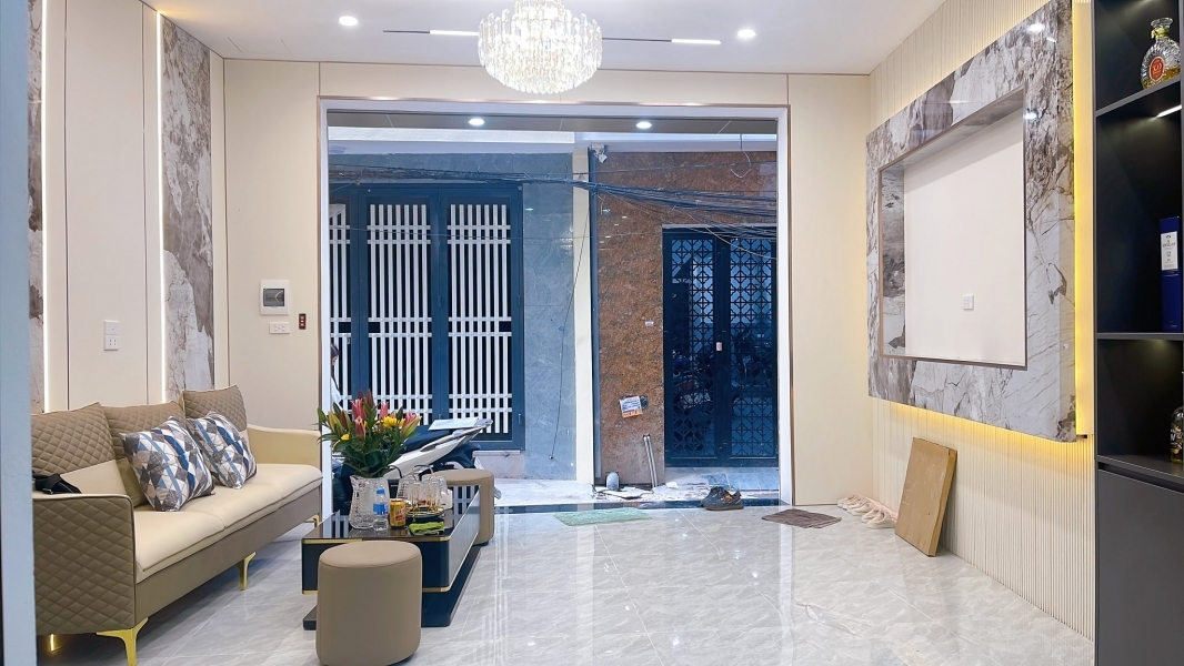 Nhà Phố Định Công Thượng-33m*5tầng*5mMT- Ngõ rộng thông; ô tô cách 20m- Nhỉnh 8 tỷ