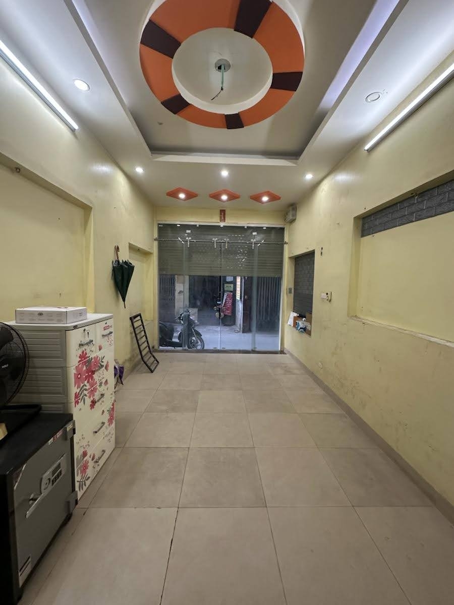 Nhà Phố Trường Chinh-40m*5tầng-Ngõ thông ô tô- Kinh doanh- Giá 167 tỷ