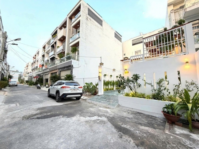 NHÀ SÂN VƯỜN 90M HXH HUỲNH TẤN PHÁT  PHÒNG NGỦ TẦNG TRỆT CHỈ HƠN 5 TỶ