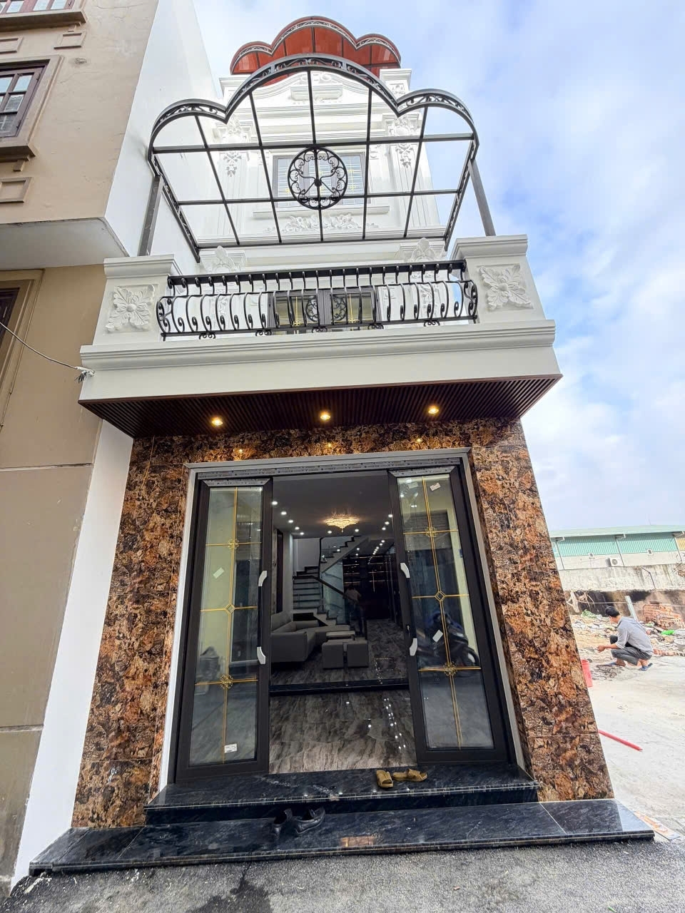 Nhà tái định cư Sao Sáng - 618 Ngô Gia Tự - Xây độc lập mới tinh - Giá 6.2 tỉ