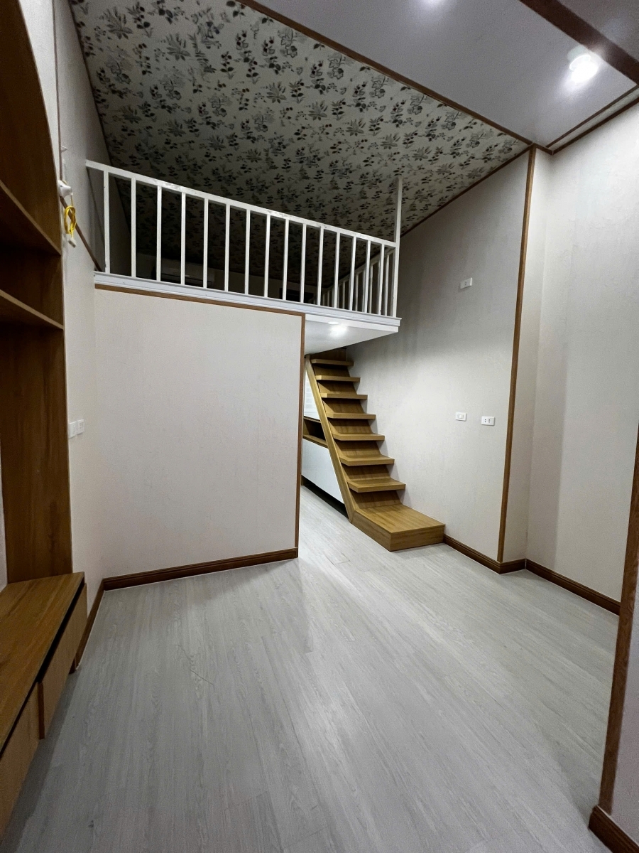 NHÀ TẬP THỂ ĐẸP - GIÁ TỐT - Vị Trí Đắc Địa Tại 107 Lò Đúc Quận Hai Bà Trưng TPHN