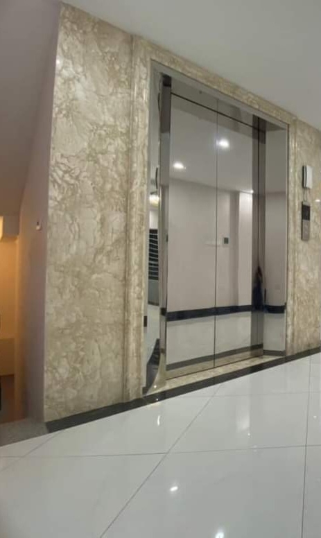 Nhà tôi cho thuê Nhà căn góc mới 113m2_ 4T; vỉa hè Đội Cấn-45 Tr