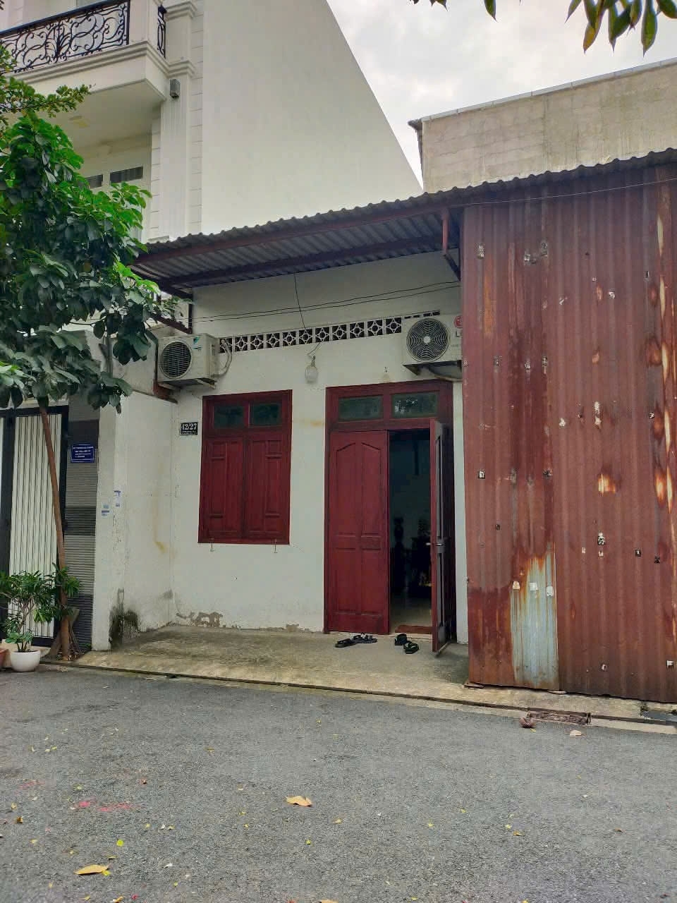 NHÀ XƯỞNG (9.8x16.5) HẺM 7M TÂN CHÁNH HIỆP 16 QUẬN 12  FULL THỔ CƯ – KHU NHÀ LẦU ĐẸP!