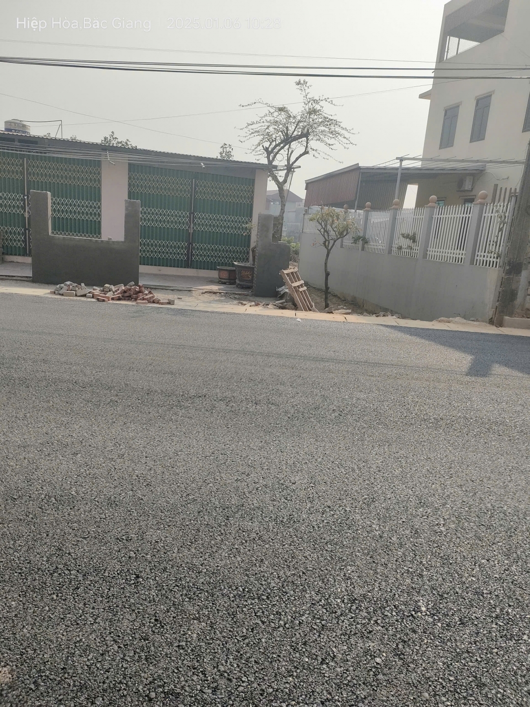 Nhà xưởng sắt hình tôn lạnh 444m mặt tiền 14m 1.75 tỷ Hiệp Hòa Bắc Giang.