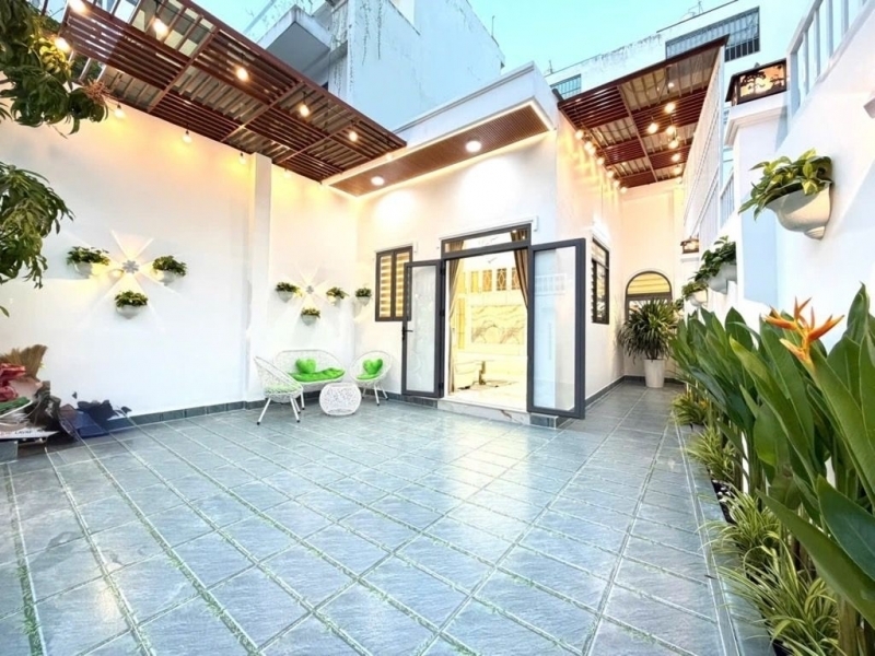 Nhỉnh 5ty - Nhà ngang 6 x 19m - đường nhựa 8m - Huỳnh Tấn Phát - Nhà Bè . full nội thất