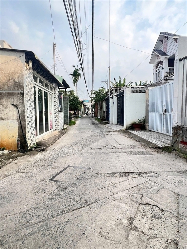 NP1053 bán nhà phố 1 lầu thiết kế 3 phòng ngủ dân cư dân trí cao an ninh