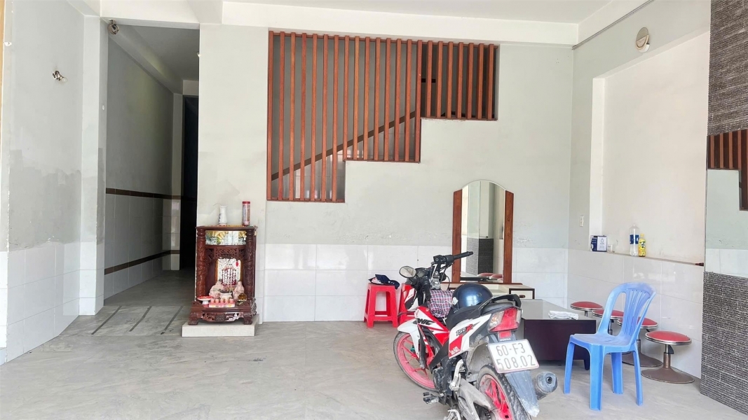 NP960 bán nhà kinh doanh Khách Sạn Nhà Nghỉ gần nhiều KCN lớn dân cư đông đúc