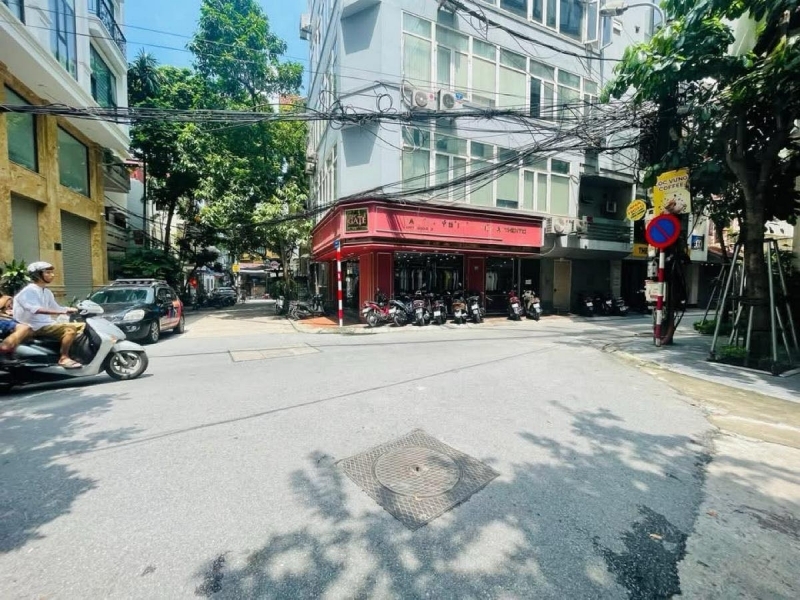 Phân Lô Cầu Giấy ô tô tránh kinh doanh 70m 19 tỷ