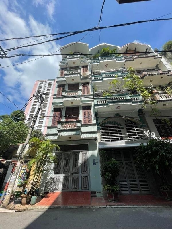 Phân lô Đỗ Quang 7 tầng thang máy ô tô 70m 32 Tỷ