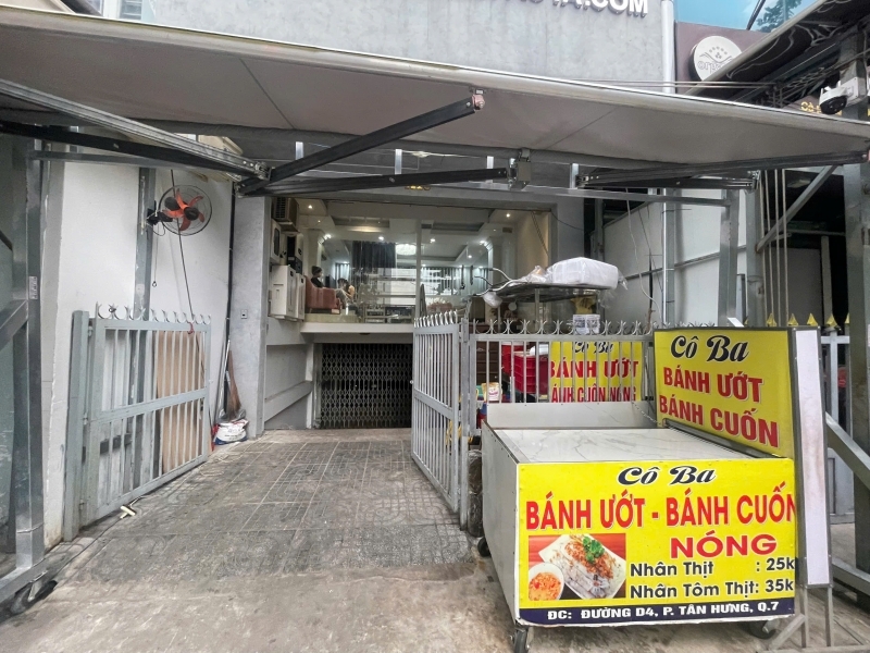 Quận 7 ! CHỐT NHANH CHO THUÊ MB VỈA HÈ 50 m2 ( 5m x 10m ) BAO ĐẸP ĐỐI DIỆN CC CAO CẤP HIM LAM Tel